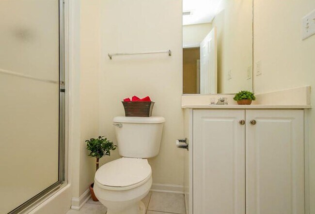Photo - 3 Bed/3Bath Centrally located!!!