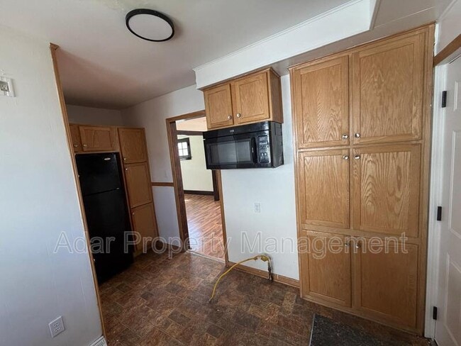 Photo - 610 Dryden Dr
