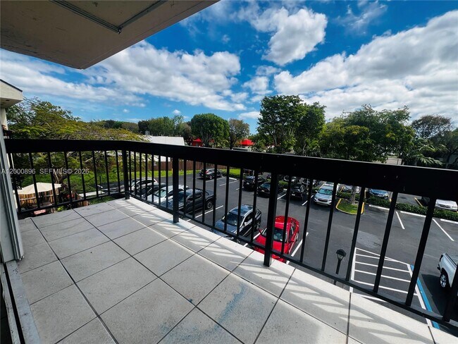 Photo - 8307 SW 142nd Ave Unidad F306