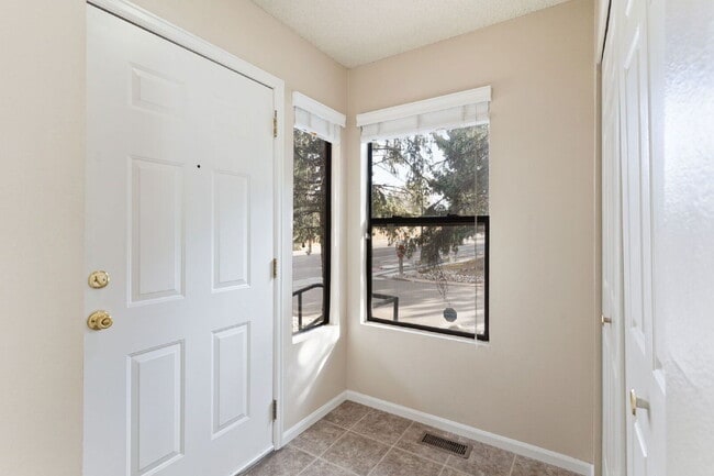 Photo - 4015 Autumn Heights Dr Unit A