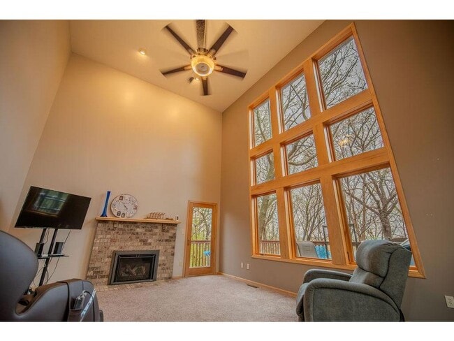 Photo - 13856 Essex Trail