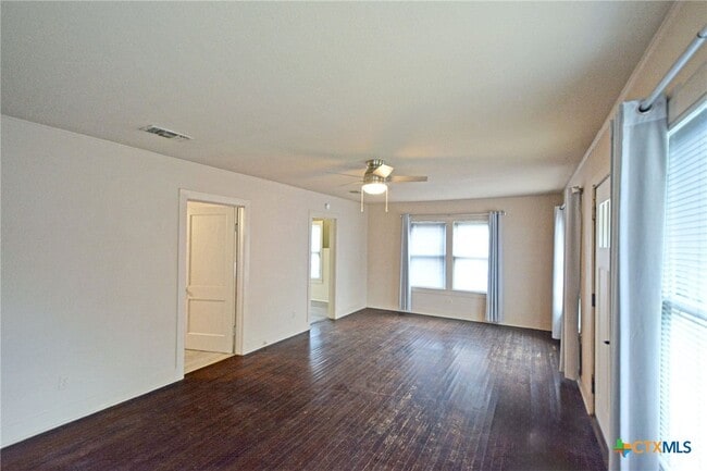 Photo - 365 E Faust St