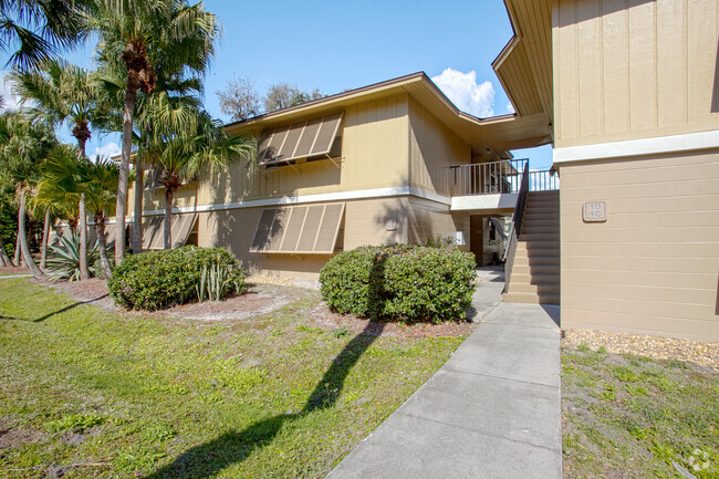 Building Photo - Fully Furnished 2/2, Deltona, $1,400/month! Rental