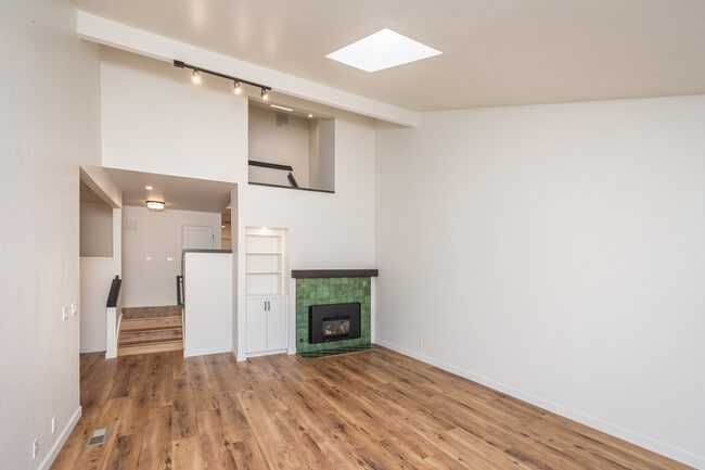 Photo - 1797 Silverado Trail Unit 1