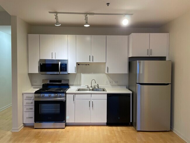 Photo - 929 Portland Ave Unit 1408