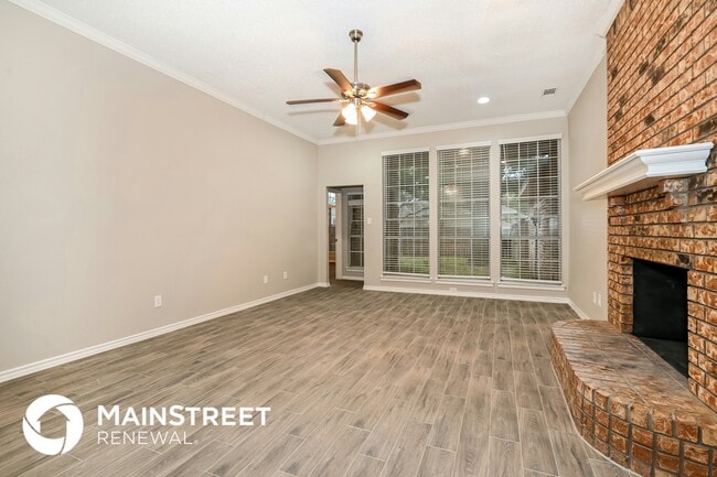 Photo - 1450 Cromwell Ct