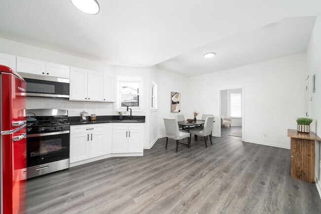 Photo - 10 McDougall St