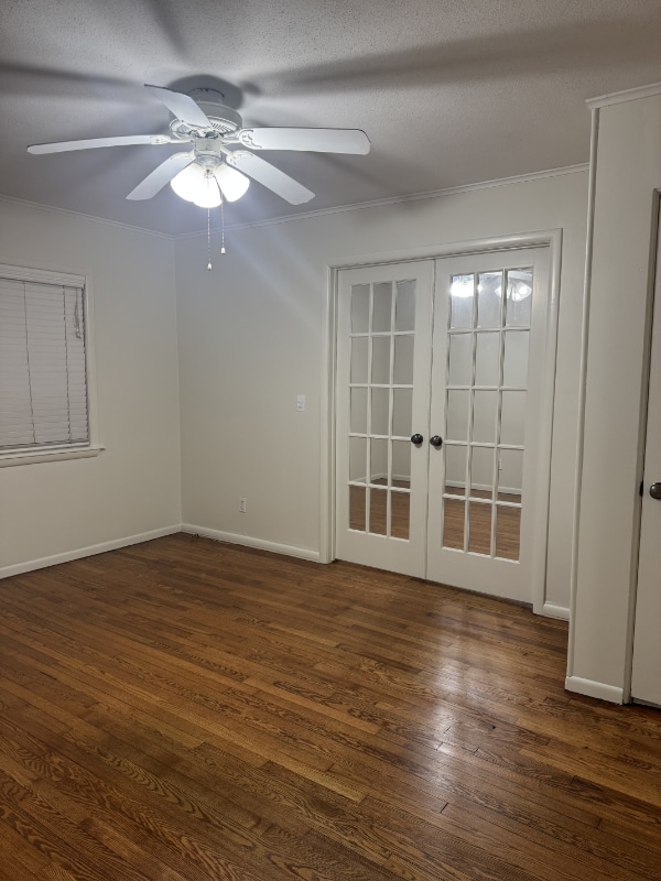 Photo - 529 Whitham Ave