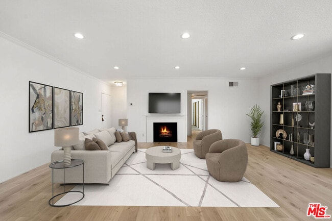 Photo - 222 7th St Unit 301