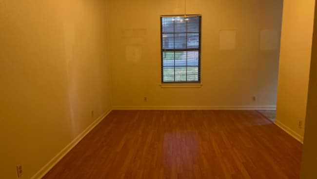 Photo - 1603 W Elm St