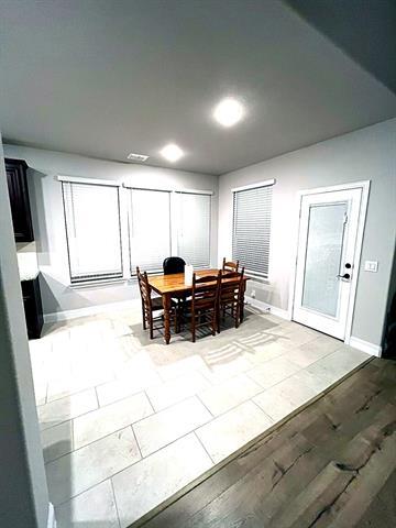 Photo - 2909 Parkwood Cir