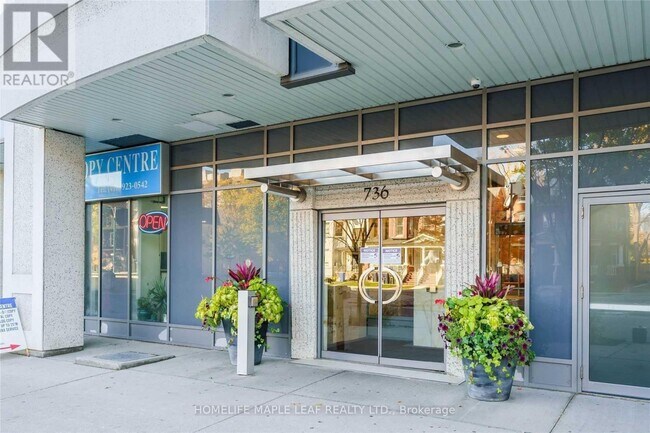 Photo - 736 Spadina Ave. Unité 304