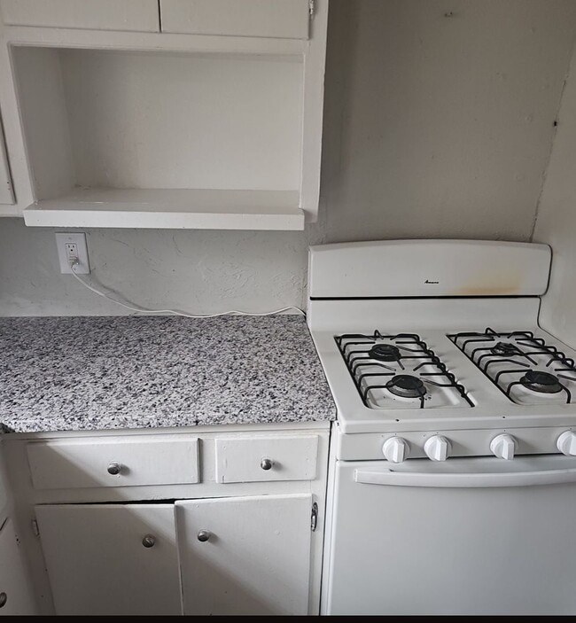 Photo - 3 bedroom 2 bath - SE 70th and I-35