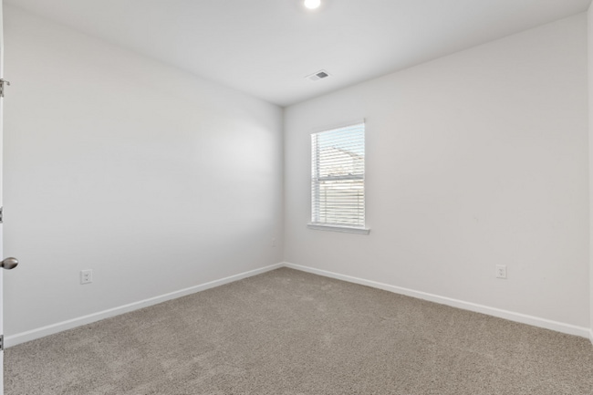 Photo - 121 Bayridge Rd