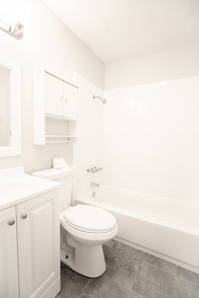 9903 Roxanna Drive - 9903 Roxanna Drive