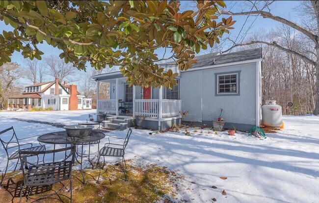 Photo - Charming 2 Bedroom Cottage in Free Union