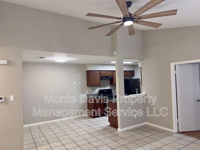 Photo - 2012 Margalene Way Unit B