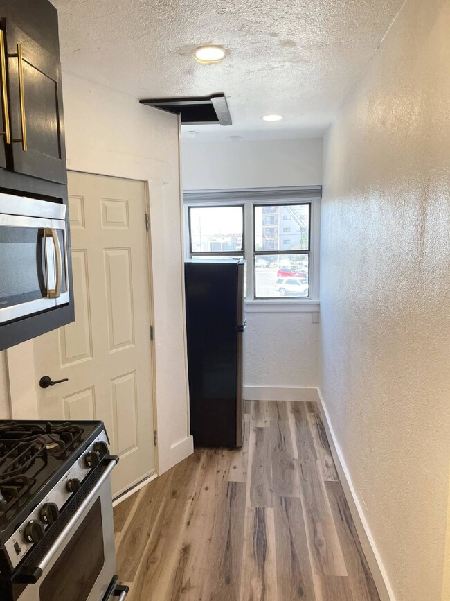 Photo - 111 16th Ave S