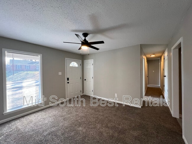 Photo - 4279 Coventry Dr