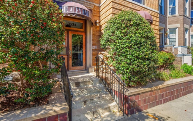 Photo - 3534 10th St NW