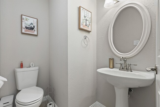 Photo - 602 Oak Briar Dr