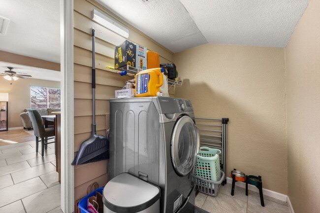 Photo - 136 E 5th Ave