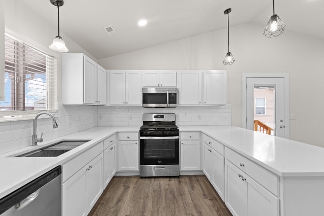 Photo - 4731 Basin St