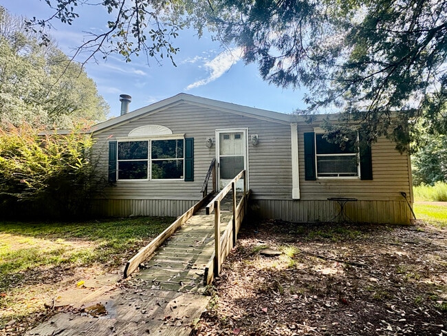 Building Photo - 4113 Dixon Ln SE Rental