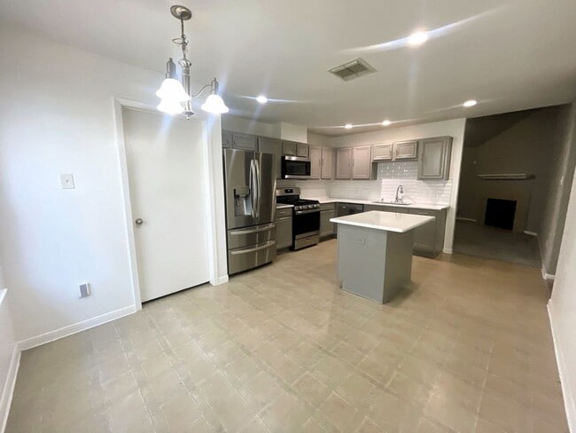Photo - 1410 Danby Heath Ln