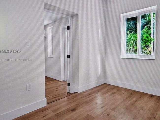 Photo - 2273 SW 5th St