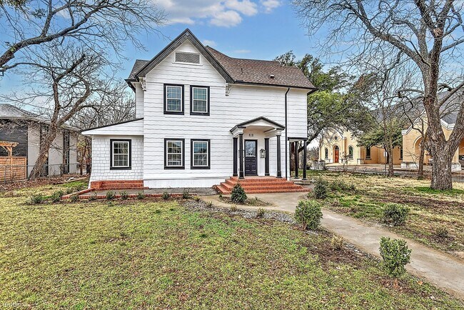 4 br, 4 bath House - 818 S Travis St - 4 br, 4 bath House - 818 S Travis St