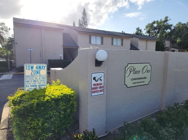 Building Photo - 5507 Pokeweed Ct Unit C