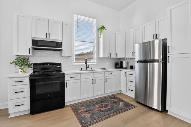 Photo - 3324 S Saratoga St Unit 201