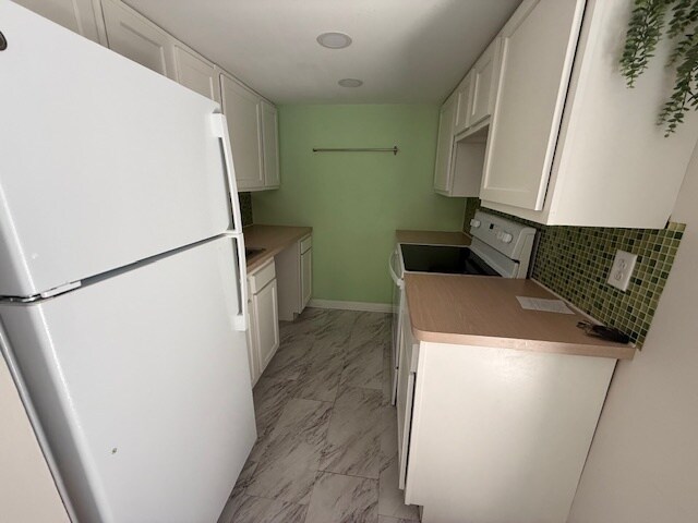 Photo - 2091 Penguin Ave
