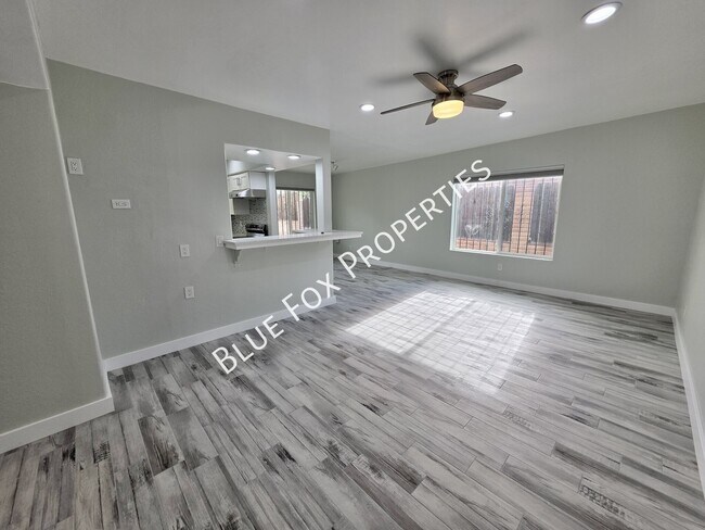 8340 E Fond Du Lac Dr