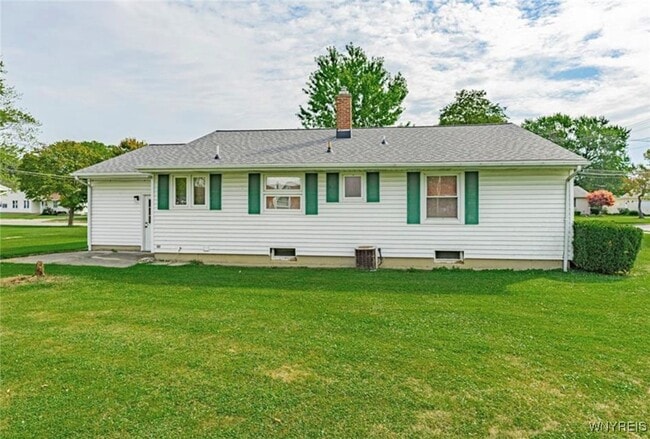 Photo - 1088 98th St