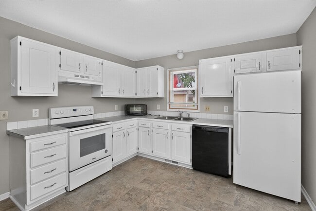 Photo - 3439 SE 20th St Unit 3439 SE 20th Street