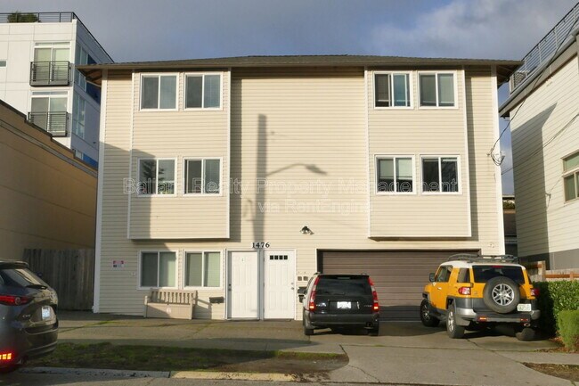 Building Photo - 1476 NW 70th St Unit A