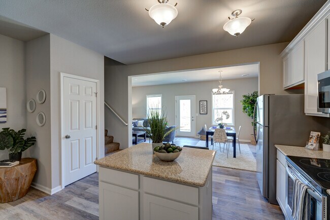 Photo - 619 McKay Way Unit 3