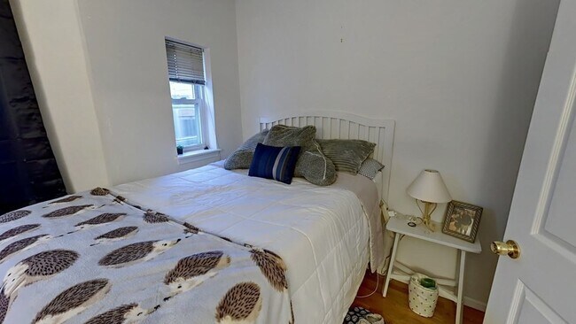 Photo - 26 S Huntington Ave Unit 2