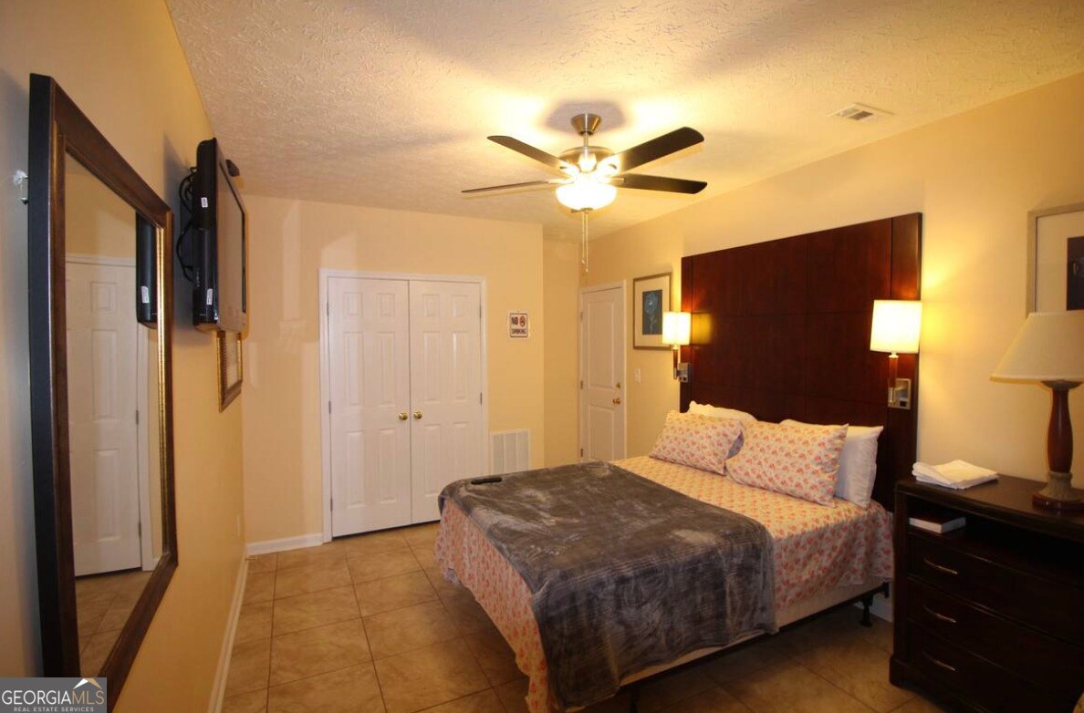 Photo - 4168 Connor Dr Unit B