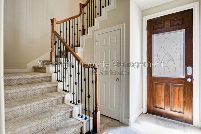 Photo - 2731 Sherwin St