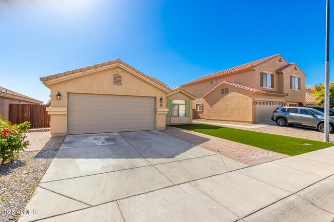 Photo - 4410 N 124th Ave