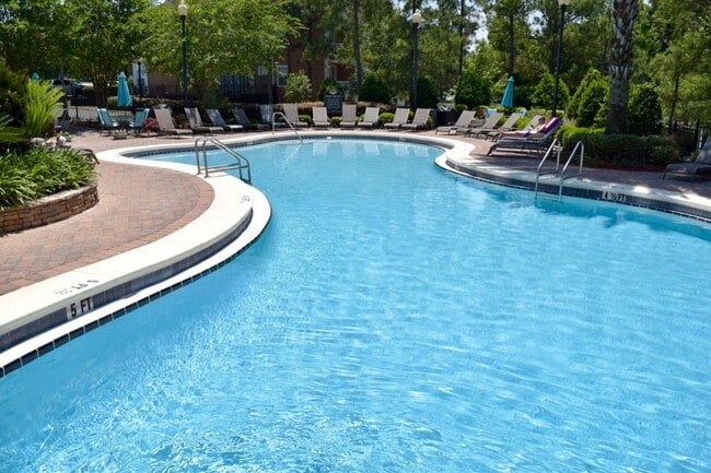 Resort Style Living @ Barrington Park - Gr... - Resort Style Living @ Barrington Park - Gr... Condo