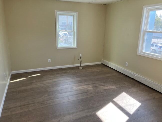 Photo - 302 Maple Ave Unidad 1