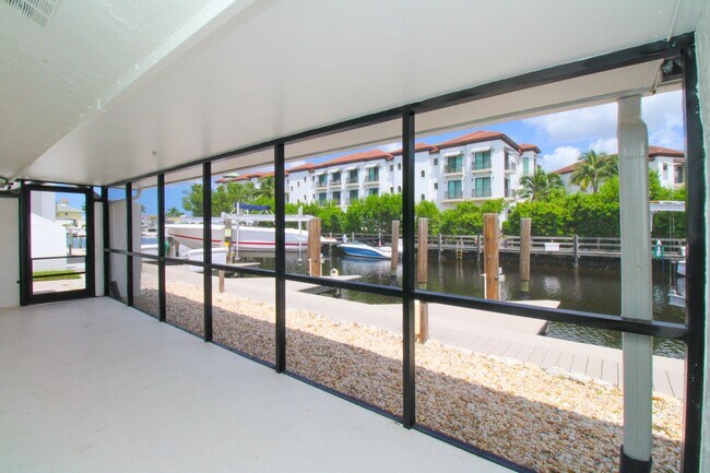 Unfurnished water-view with boat slip 2/2 ... - Unfurnished water-view with boat slip 2/2 ... Unidad 4 Rental