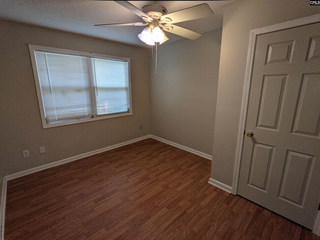 Photo - 1071 Sandy Cir