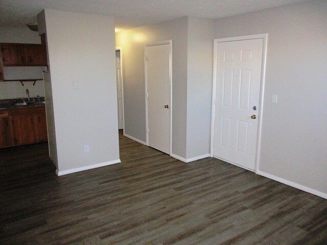 Photo - 1205 Orchard Rd