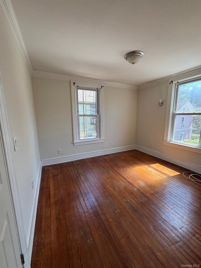 253 Sea Cliff Ave Unit 1