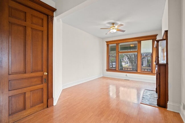 Photo - 734 Garrard St Unit 1